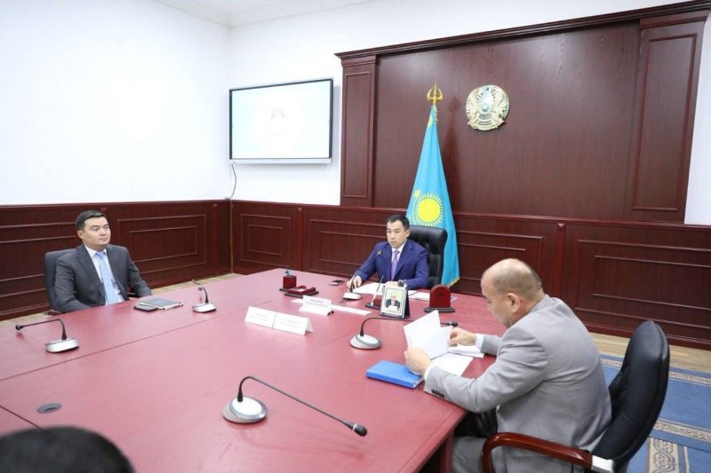 АУДАН ӘКІМІНІҢ ТӨРАҒАЛЫҒЫМЕН АППАРАТ МӘЖІЛІСІ ӨТТІ