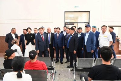 «ЖОСАЛЫ» ТЕМІРЖОЛ ВОКЗАЛЫ ЗАМАНАУИ ТАЛАПҚА САЙ ЖАҢАРТЫЛДЫ