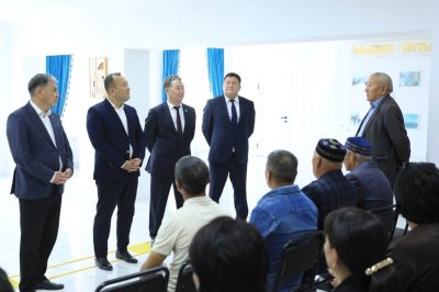 АУДАН ӘКІМІНІҢ АУЫЛ ТҰРҒЫНДАРЫМЕН КЕЗДЕСУІ ТАҢ ЖӘНЕ БҰҚАРБАЙ БАТЫР АУЫЛЫНДА ЖАЛҒАСТЫ